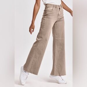 Women's Wide-Leg Jeans in Taupe